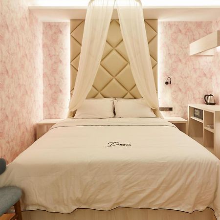 Dream Luxury Hotel Muar Esterno foto