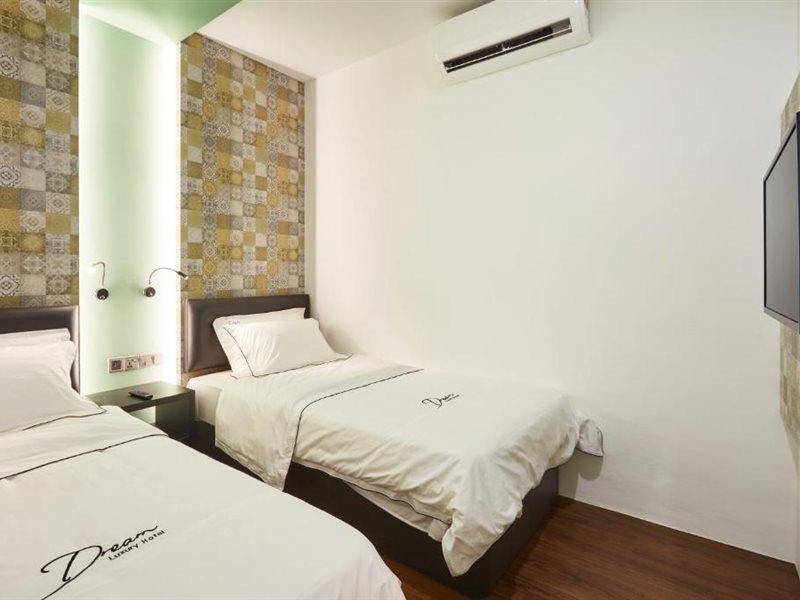 Dream Luxury Hotel Muar Esterno foto