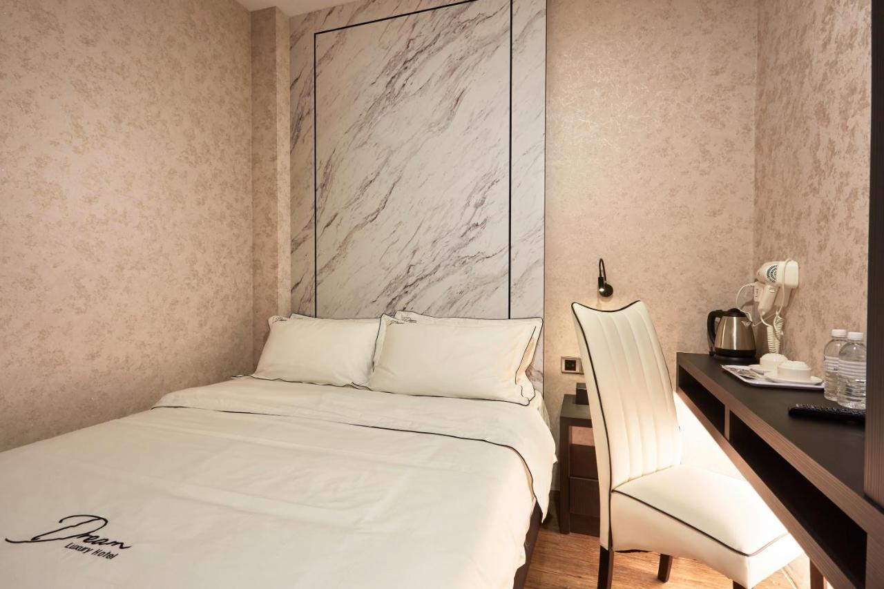 Dream Luxury Hotel Muar Esterno foto