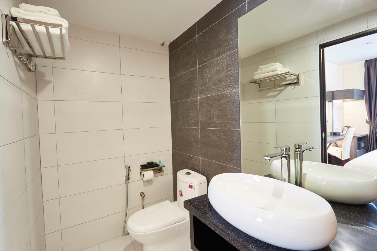 Dream Luxury Hotel Muar Esterno foto