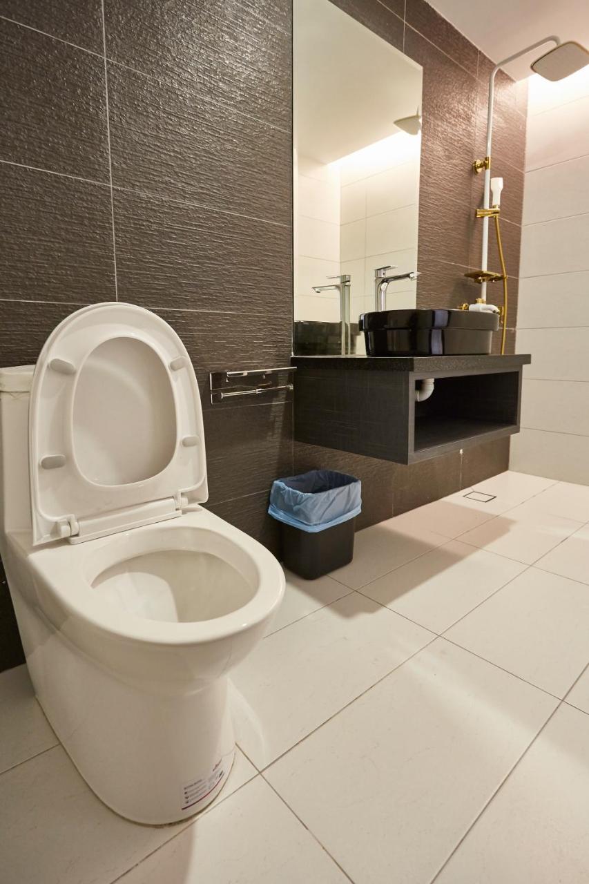Dream Luxury Hotel Muar Esterno foto