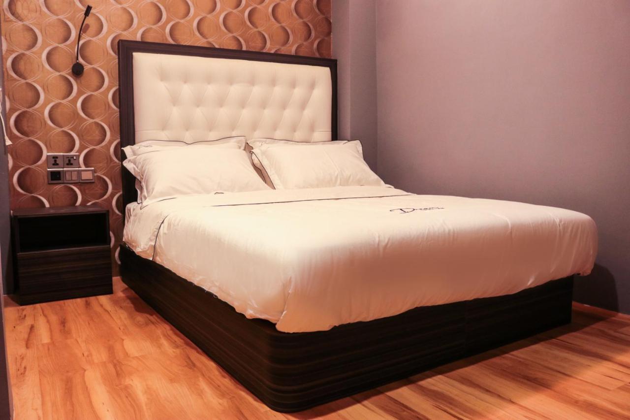 Dream Luxury Hotel Muar Esterno foto