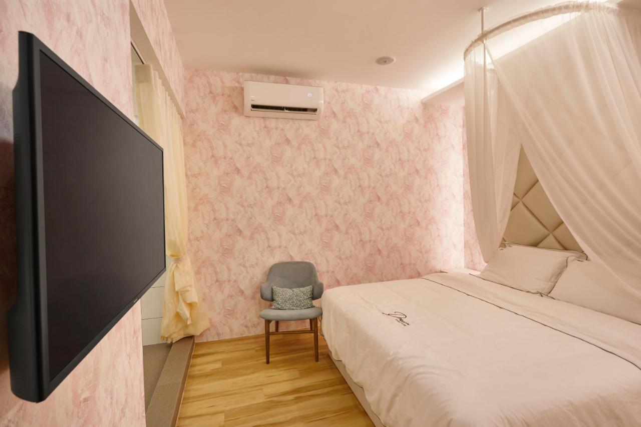 Dream Luxury Hotel Muar Esterno foto